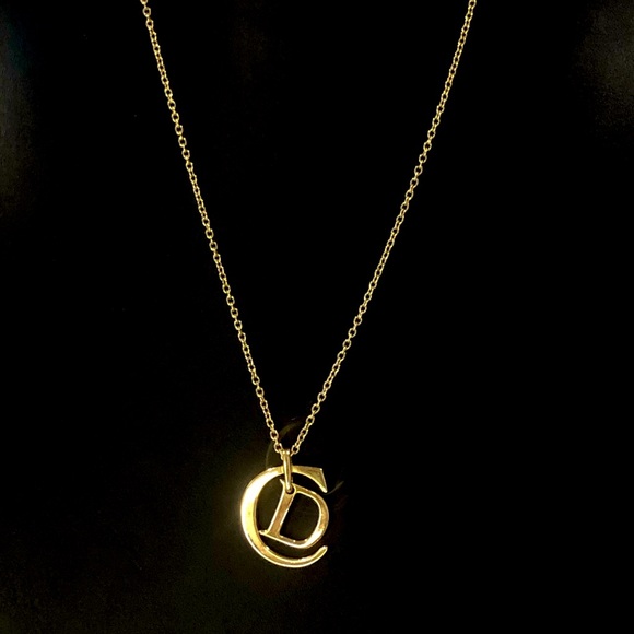 DIOR Oversized CD Monogram Gold Plated Pendant on 22” GP Necklace in DIOR BOX - Picture 7 of 13
